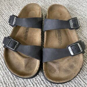 Birkenstock Sydney Sandal with Rugged Sole - EU39 Regular Width - Black